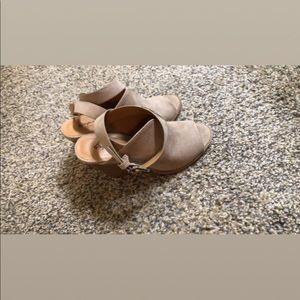Heels. Size 6